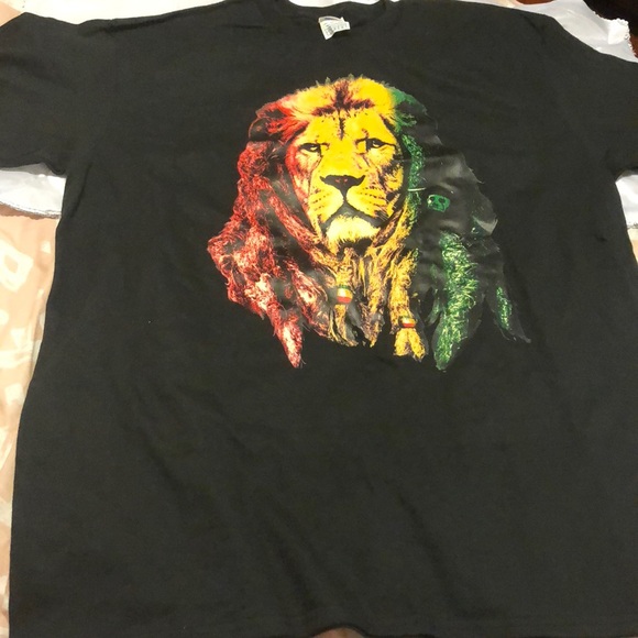 Other - NWOT Lion Rasta t-shirt